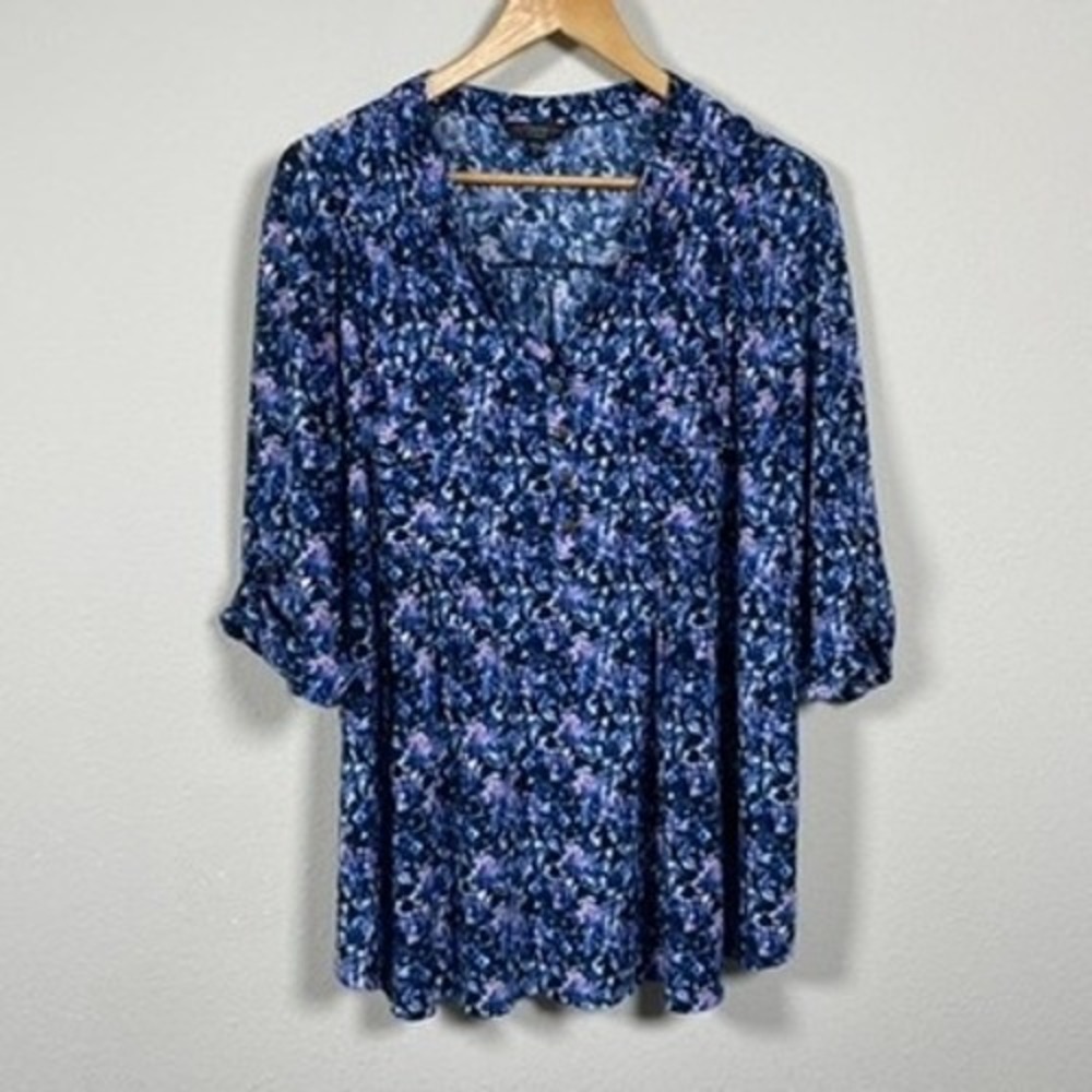 Cocomo Woman Blouse Women 3X Blue Floral Office Roll-Tab Sleeve V-Neck Top